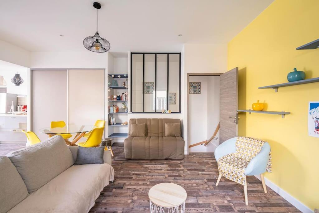 Superbe Appartement Avec Parking Gratuit Lons-le-Saunier Exteriör bild